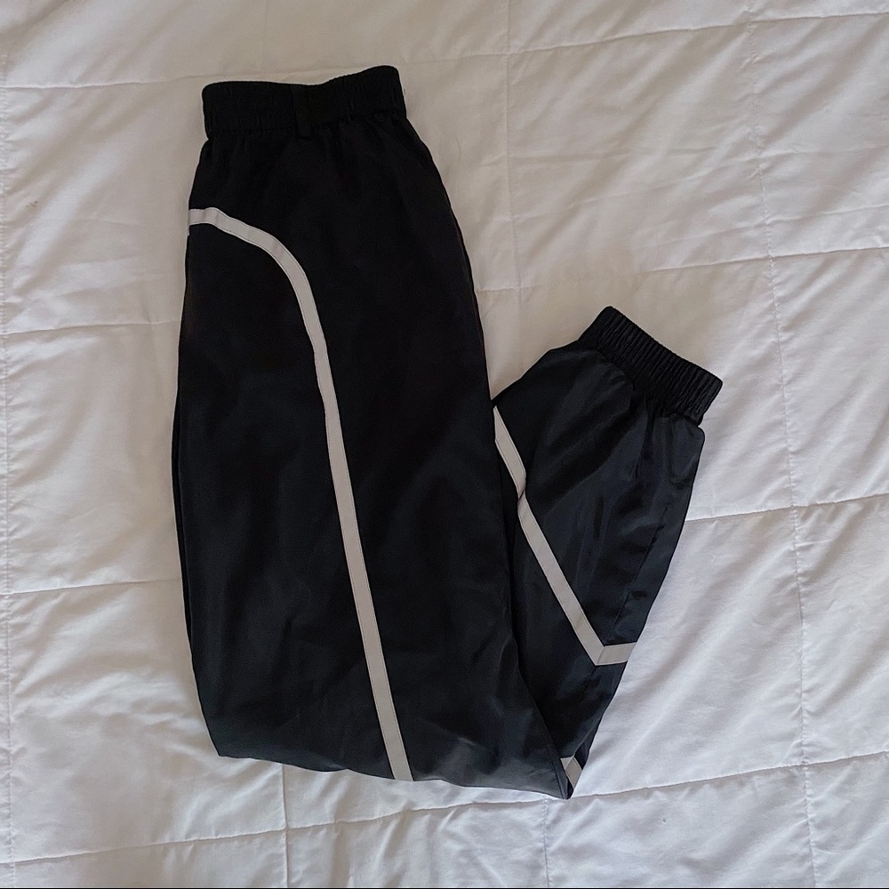 F21 Reflective Black Windbreaker Jogger Pant